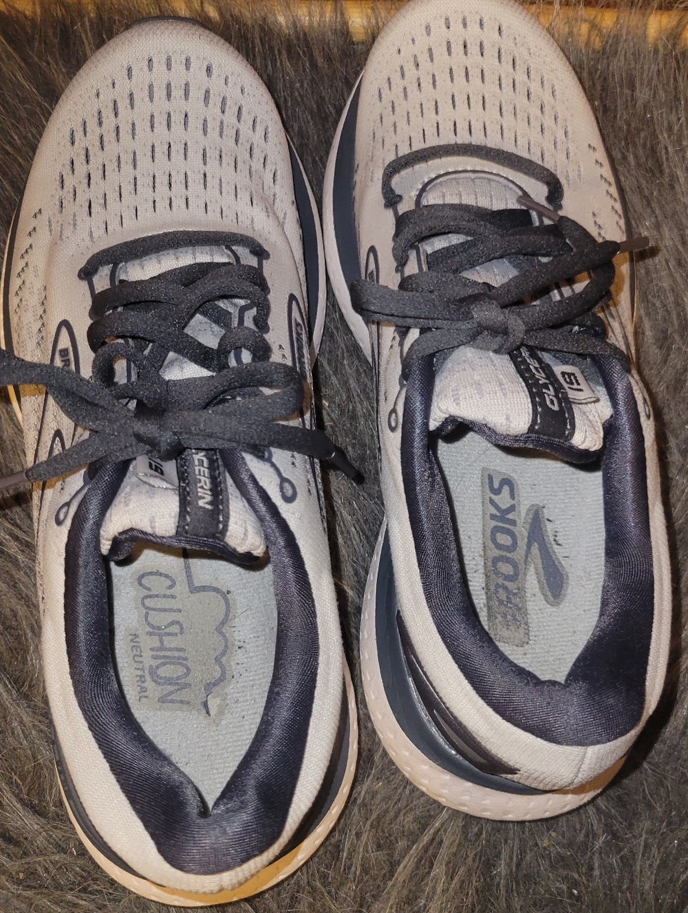 Sold Out - Picture 5 of 13